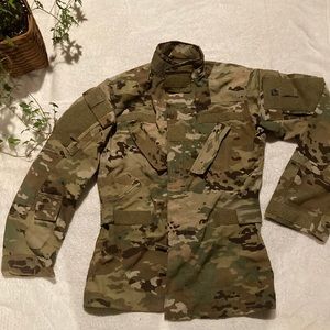Military camo aircrew combat jacket